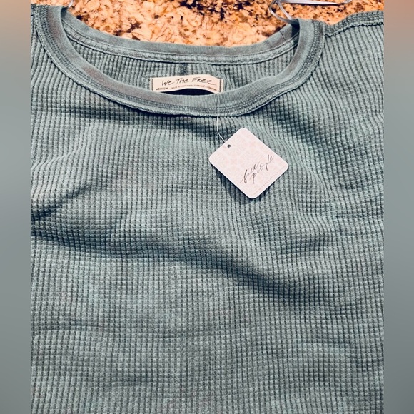 NWT Free People Microphone Drop Thermal - Picture 13 of 15